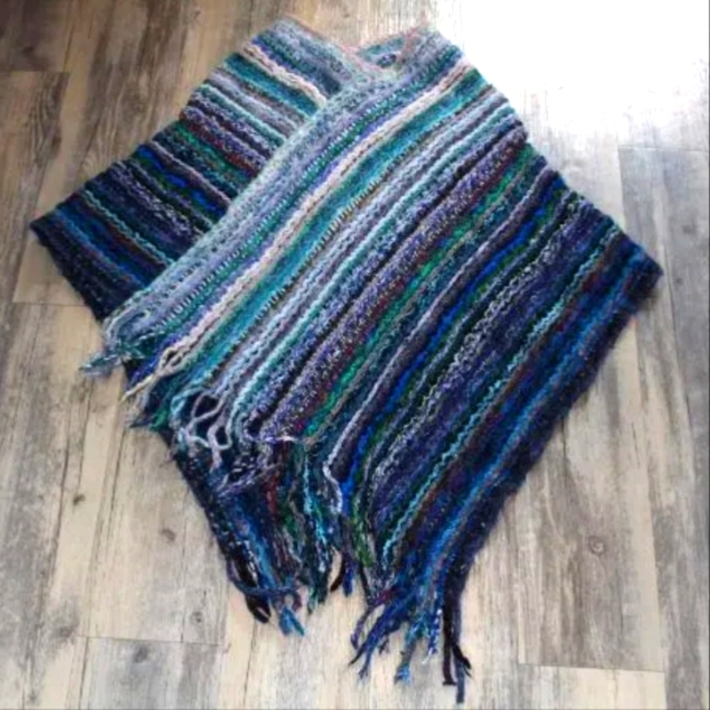 Thom Browne Textured Knit Shawl in Blue and Green